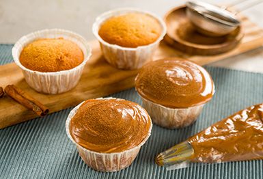 Cupcake de Baunilha com Brigadeiro de Doce de Leite e Canela